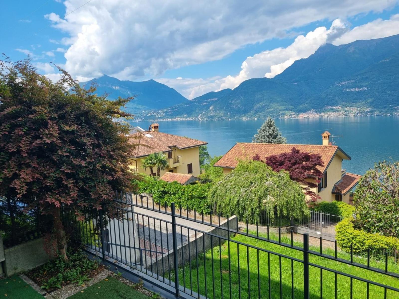 Apartment with garden&terrace beautiful lake view Bellano Buitenkant foto
